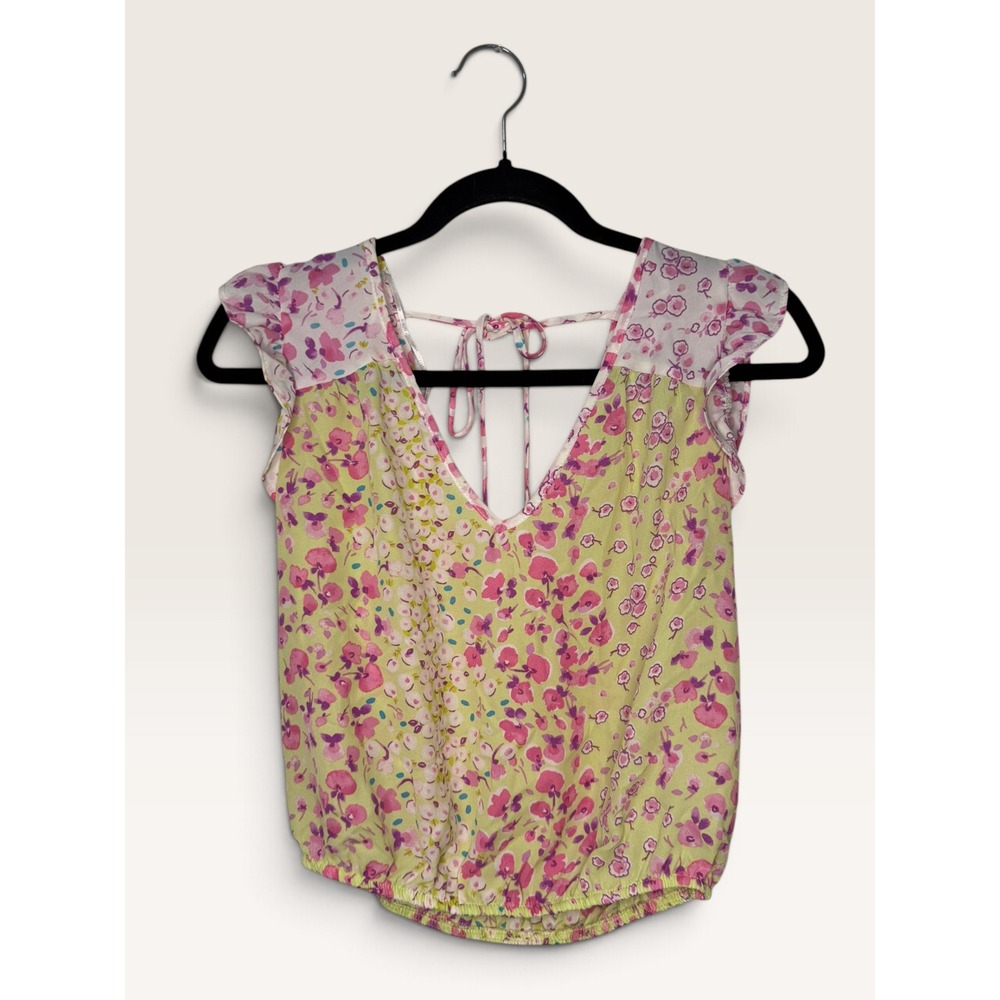 Sienna Sky Women's Small Floral V-Neck Top Flutter Sleeve Boho Cottage NEW